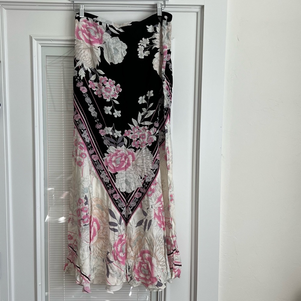 Free People Bali After Hours Skit in Crema Combo – NWT Size Medium - Picture 12 of 16